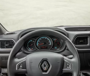 Renault Trucks E-Tech Master driving wheel